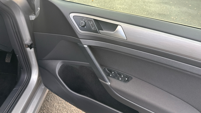 Volkswagen Golf 1.4 TSI 125 Match Edition 5dr DSG Petrol Hatchback